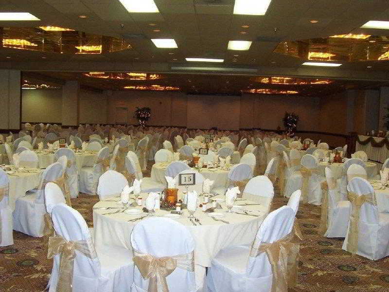 Ramada By Wyndham Hotel 2*